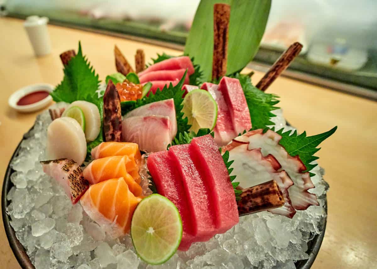 a-brief-history-of-sushi-why-do-japanese-eat-raw-fish