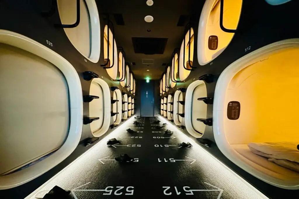 Capsule hotel